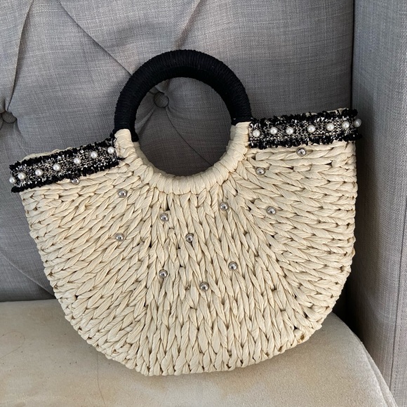 Straw Beach Bag - Picture 1 of 3